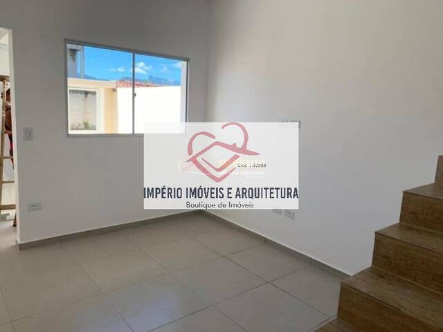 Sobrado para Venda em Caraguatatuba - 5