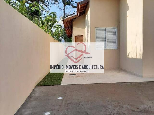 Casa para Venda em Caraguatatuba - 4