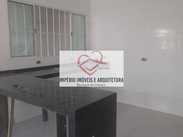 Casa para Venda em Caraguatatuba - 4