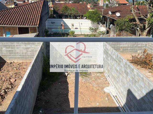 #CA00495 - Sobrado para Venda em Caraguatatuba - SP