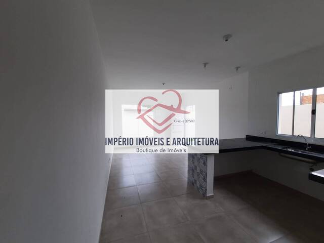 Casa para Venda em Caraguatatuba - 4