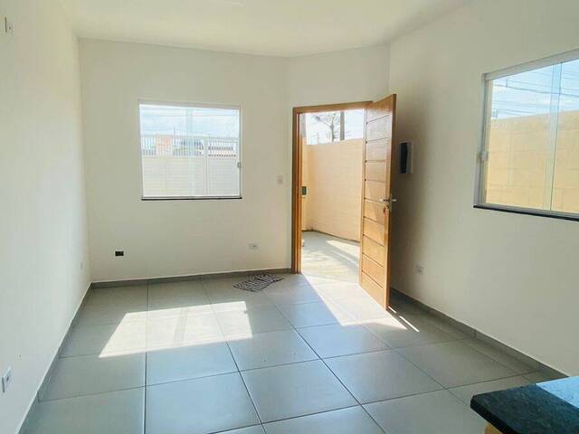 Casa para Venda em Caraguatatuba - 5