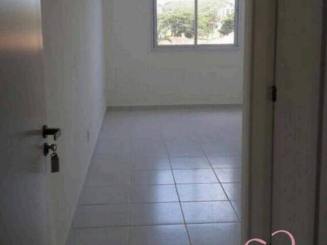 Apartamento para Venda em Caraguatatuba - 5