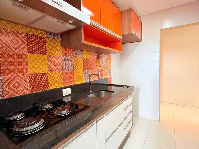 Apartamento para Venda em Caraguatatuba - 5