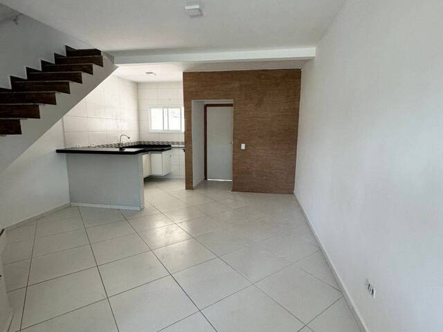 #CA00691 - Casa para Locação em Caraguatatuba - SP - 2