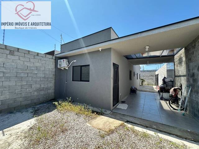 #CA00697 - Casa para Locação em Caraguatatuba - SP