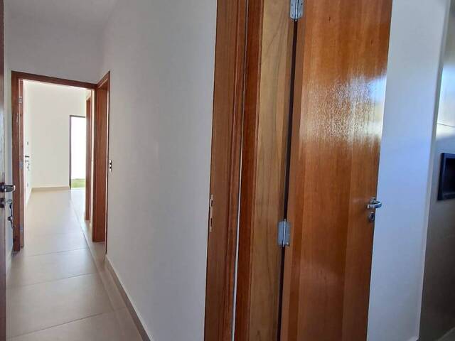 Casa para Venda em Caraguatatuba - 5