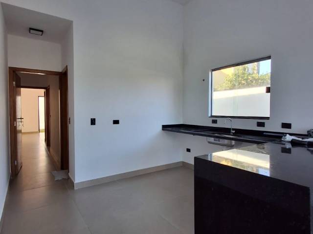 #CA00750 - Casa para Venda em Caraguatatuba - SP