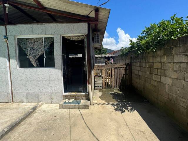 #CA00768 - Casa para Venda em Caraguatatuba - SP
