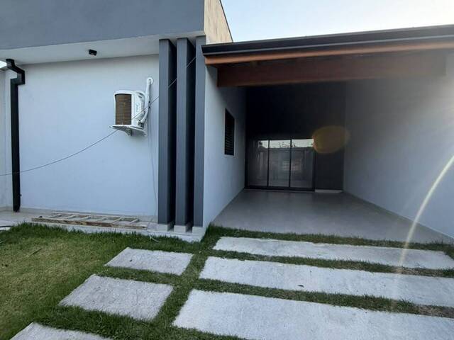 #CA00792 - Casa para Venda em Caraguatatuba - SP