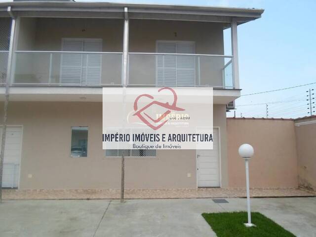 Sobrado para Venda em Caraguatatuba - 4