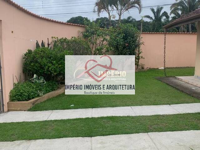 Casa para Venda em Caraguatatuba - 2