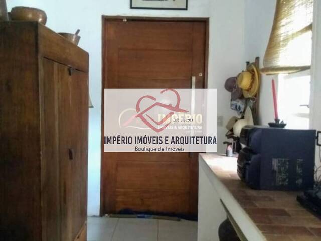 Sobrado para Venda em Caraguatatuba - 4