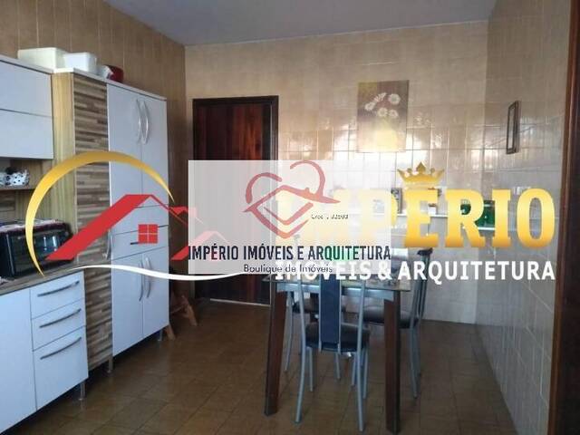 Sobrado para Venda em Caraguatatuba - 4
