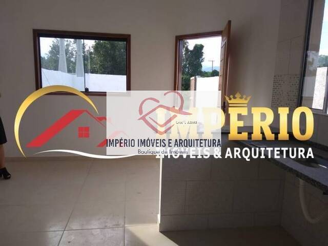 Casa para Venda em Caraguatatuba - 4