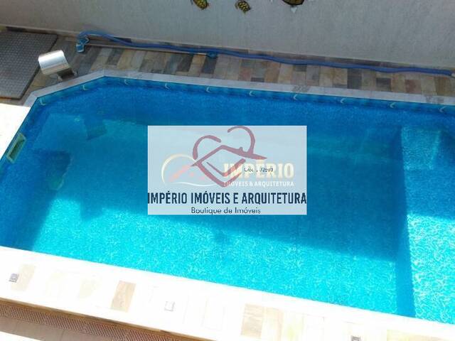 Sobrado para Venda em Caraguatatuba - 5
