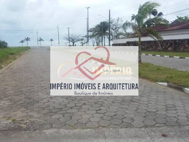 Terreno para Venda em Caraguatatuba - 5