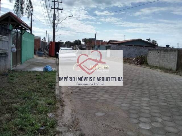 Terreno para Venda em Caraguatatuba - 4