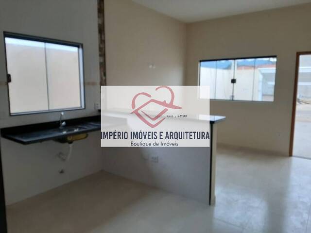Casa para Venda em Caraguatatuba - 3