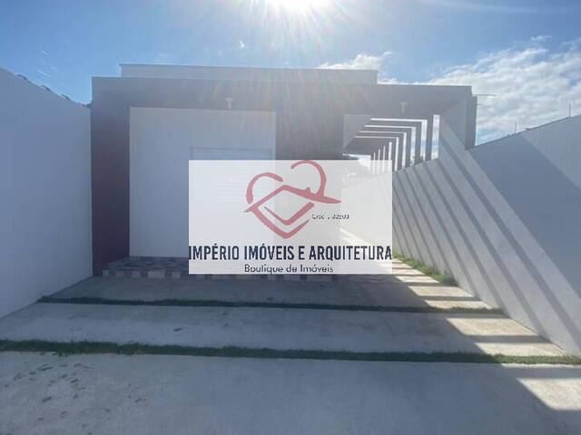 Casa para Venda em Caraguatatuba - 2