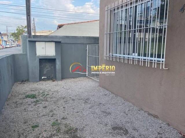 Sobrado para Venda em Caraguatatuba - 4